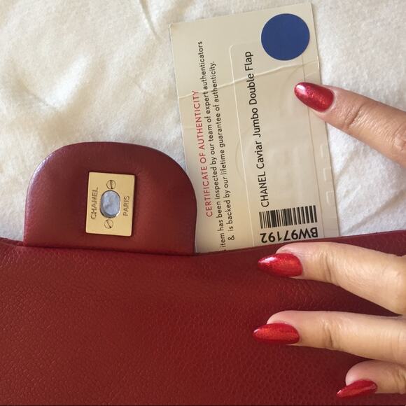 CHANEL Caviar Jumbo Double Flap - Picture 5 of 8